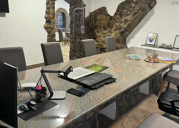 Dvorac Kastel Motell Ljubaсe